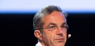 Der Schriftsteller Navid Kermani plädiert leidenschaftlich für eine Beendigung des Krieges zwischen Israel und dem Iran. (Archivbild)