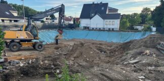Bei Bauarbeiten in Siegburg wurde eine Fliegerbombe in einer Baugrube gefunden.