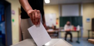 Beim Kommunalwahlrecht hat das Verfassungsgericht den Gesetzgeber in Nordrhein-Westfalen zurück auf Los geschickt. (Symbolbild)