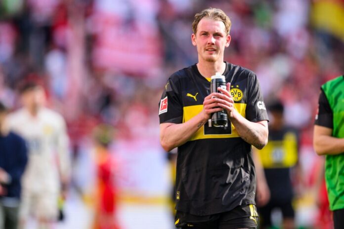 Julian Brandt führt den BVB bei der Club-WM als Kapitän an.
