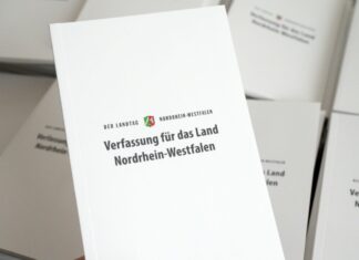 Die Landesverfassung Nordrhein-Westfalens spiegelt auch die gesellschaftlichen Veränderungen der vergangenen Jahrzehnte wider.(Archivbild)