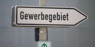Im Kampf gegen Steuerbetrug geraten in NRW sogenannte Gewerbesteueroasen ins Visier der Ermittler. (Symbolbild)