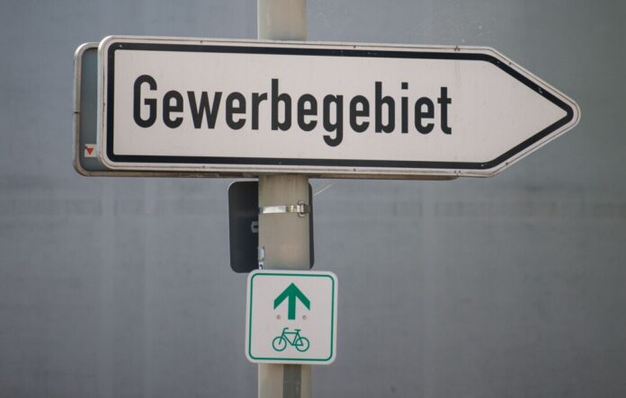 Im Kampf gegen Steuerbetrug geraten in NRW sogenannte Gewerbesteueroasen ins Visier der Ermittler. (Symbolbild)