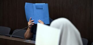 Gericht stellt islamistischem Tiktok-Star drei Jahre Haft in Aussicht.