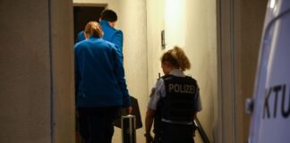 Die verletzte Frau starb kurz darauf im Krankenhaus.
