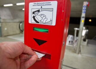 Westfalentarif schafft als erster der vier NRW-Verkehrsverbünde die Entwerter ab. (Symbolbild)