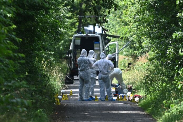 Die Polizei geht von einem Verbrechen aus und setzte eine Mordkommission ein.