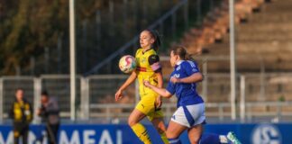 Der BVB mit Kapitänin Marie Grothe besiegte die Schalkerinnen: Hier eine Szene aus dem Meisterschafts-Hinrundenspiel.
