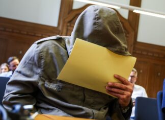 Abu Walaa, verurteilter IS-Terrorist und früherer IS-Statthalter in Deutschland, scheitert mit Klage gegen seine Ausweisung.