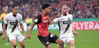 Leverkusens Talent Francis Onyeka (v.l.) spielt in der kommenden Saison in der 2. Liga für den VfL Bochum.