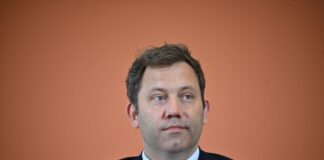 Bundesfinanzminister Lars Klingbeil (SPD) will ein milliardenschweres Wachstumspaket durchsetzen (Foto-Archiv)