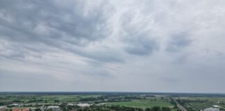 Der Deutsche Wetterdienst hat bundesweit alle bestehenden Unwetterwarnungen vor schweren Gewittern aufgehoben.
