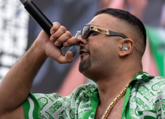 Nach längerer Pause hat sich der Bonner Rapper mit einer neuen Single zurückgemeldet.