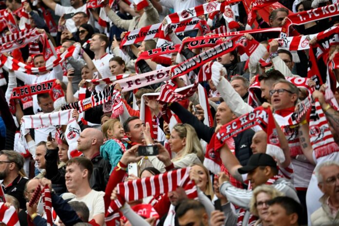 25.500 Dauerkarten gibt es im Stadion des 1. FC Köln. 