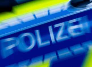 Nicht immer ist das Agieren der Polizei für die Öffentlichkeit erkennbar. (Symbolbild)