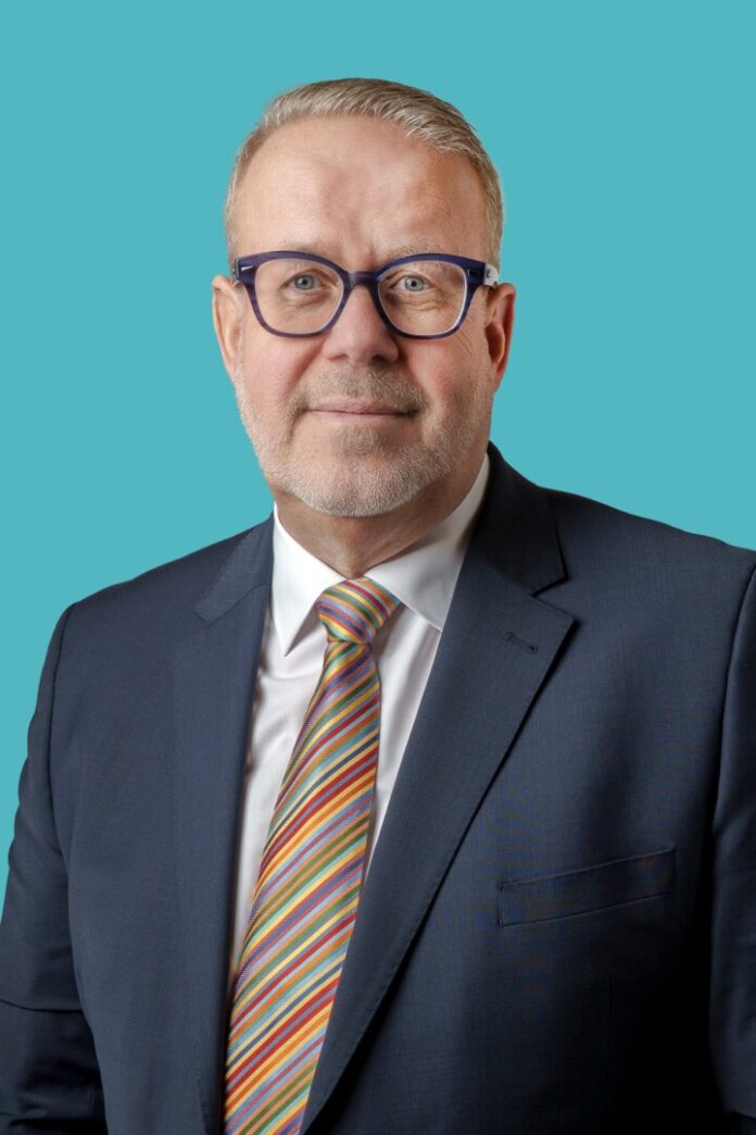 Stefan Heins. Ratsherr in Ratingen stellt sich erneut für seinen Stadtteil Breitscheid zur Wahl. Bild:Stefan Heins