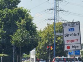 Auf der A44 kommt es bei Heiligenhaus zu einer Vollsperrung. Foto: Volkmann