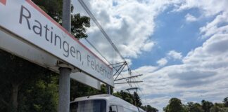 Für die Grünen ein guter Ort um Radmobilität und ÖPNV zu kombinieren: Die Haltestelle am Felderhof. Foto: Grüne Ratingen