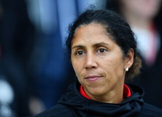 Erste Frau überhaupt im Aufsichtsrat des FC Schalke 04: Steffi Jones. 