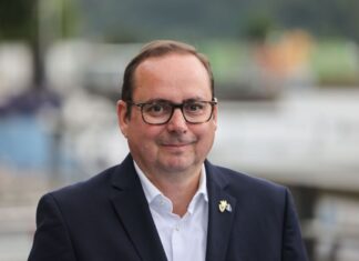 Thomas Kufen, Oberbürgermeister von Essen fordert eine besser finanzielle Ausstattung der Kommunen. (Archivbild)