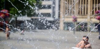Ohne Wasser zum Abkühlen geht es vielerorts kaum.