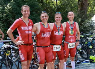 Ratingens Triathleten blieben trotz der hochsommerlichen Temperaturen cool. Foto: TTR08