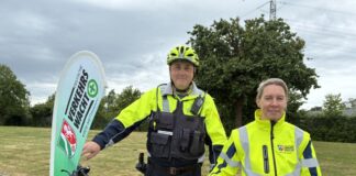 Sie werden für das Pedelectraining vor Ort in Ratingen sein: Jens Jaraczewski-Kuhlen und Saskia Pletsch. Foto: Polizei