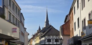 Blick auf die Ratinger Oberstrasse, Bild: Alexander Heinz