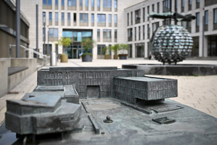 Die Stadtverwaltung Ratingen informiert. Foto: Mathias Kehren