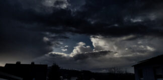 Im Kreis Mettmann könnte es zu einer Unwetterlage kommen. Foto: Volkmann