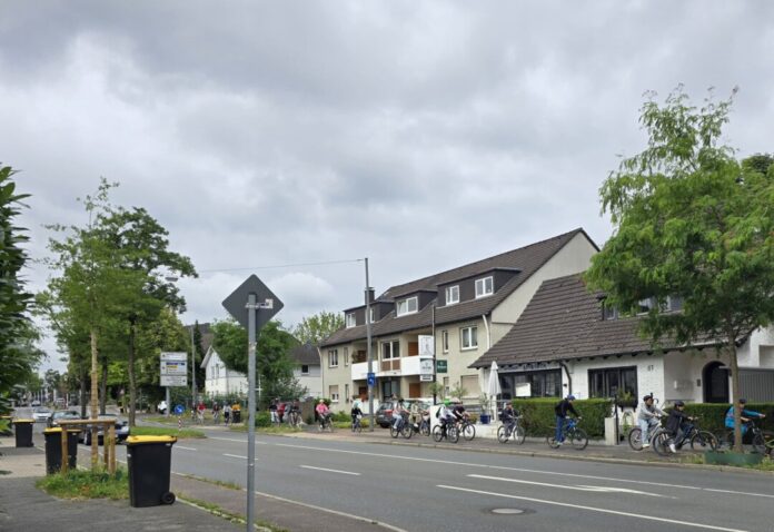 Gedeihliches Miteinander im Straßenverkehr erhöht die Sicherheit, Bild: Alexander Heinz