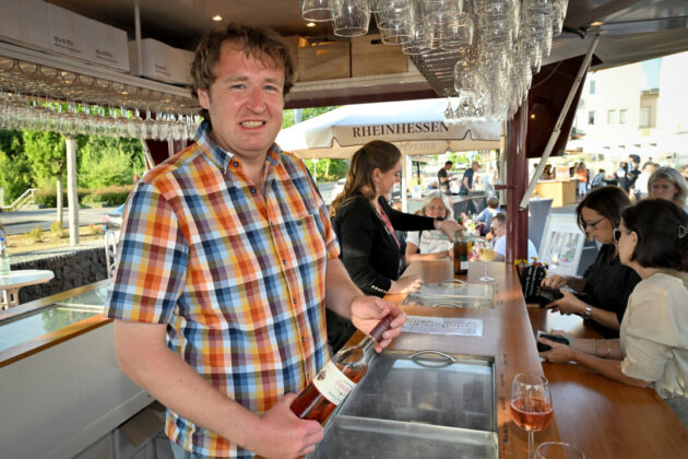 Winzer Martin Ziegler freute sich über einen guten Einstand in Heiligenhaus. Foto: Mathias Kehren