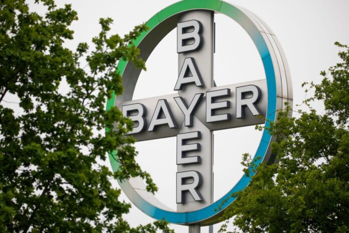 Bayer Bayer steckt in einer schwierigen Phase - auch wegen milliardenschwerer Rechtsrisiken aus dem Glyphosat-Geschäft in den USA. (Archivbild)