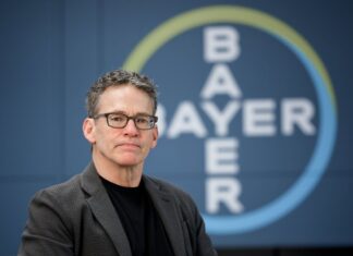 Bayer-Manager Bill Anderson bekommt mehr Zeit auf seinem Chefsessel.