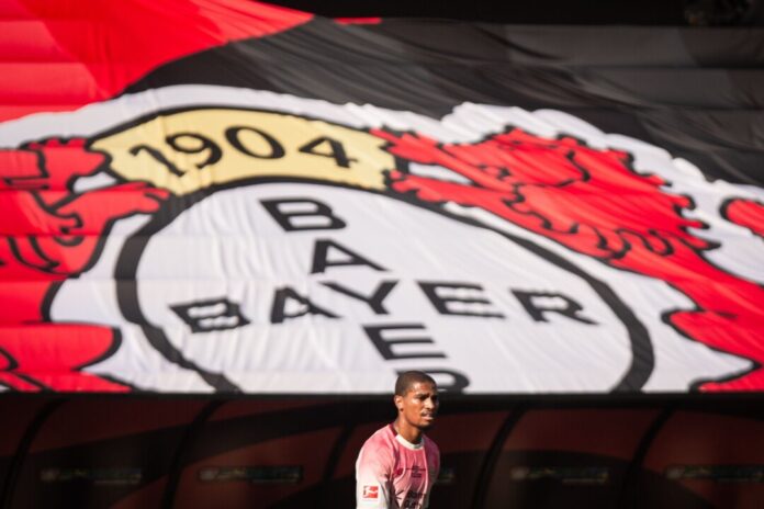 Bayer Leverkusen verliert deutlich gegen die U20 von Flamengo. 