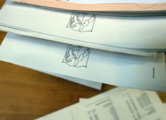 Die Belastung der Verwaltungsgerichte durch die steigende Zahl von Asylklagen ist groß (Archivbild)