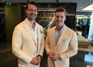 Die Verbraucherzentrale klagt gegen das Unternehmen Aesthetify von «Dr. Rick und Dr. Nick».