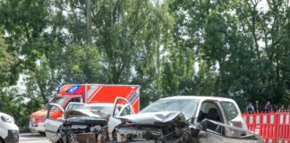 Wie es zu dem Unfall kam, ist bisher unklar.