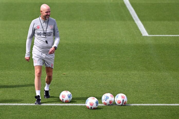 Erik ten Hag Mit Christian Kofane erhält Bayer-Trainer Erik ten Hag einen weiteren talentierten Nachwuchsspieler.