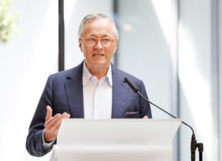 Hannes Ametsreiter ist noch bis Ende Juli Vorstandsvorsitzender der Bertelsmann Stiftung. Ihn zieht es zurück in die Wirtschaft. (Archivbild)