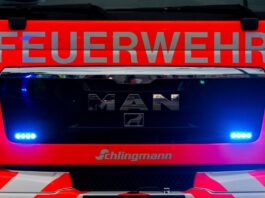 Die Feuerwehr barg den Leichnam. (Symbolbild)