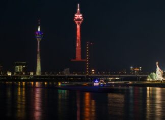 Eine computergenerierte Darstellung eines Motivs auf der geplanten Drohnenshow in Düsseldorf. 