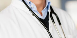 Der Bundesgerichtshof prüft eine Vereinbarung zwischen einem Hausarzt und seinem Patienten. (Symbolbild)