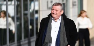 «Die Anfrage des Deutschen Roten Kreuzes, ob ich für eine Kandidatur als Präsident zur Verfügung stehe, betrachte ich als eine große Ehre», wurde Gröhe zitiert. (Archivbild)