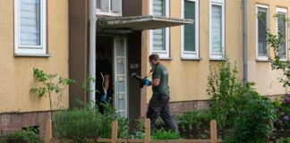  Die Polizei Dormagen fand am Freitagnachmittag in einer Wohnung eine 37-jährige Tote.