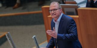 Der SPD-Landtagsfraktionschef Jochen Ott sieht für seine Partei gute Chancen bei der Kommunalwahl. (Archivbild)