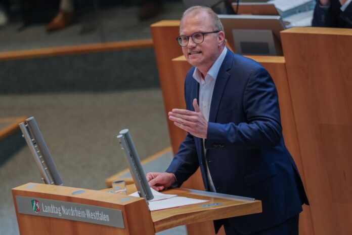 Landtag Nordrhein-Westfalen Der SPD-Landtagsfraktionschef Jochen Ott sieht für seine Partei gute Chancen bei der Kommunalwahl. (Archivbild)