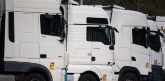 An der A4 bei Düren wird eine Gewichtskontrollstelle für Lkw eingerichtet. (Symbolbild)