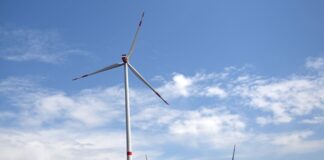 NRW könnte in diesem Jahr ein neues Rekordniveau beim Windkraftausbau erreichen.