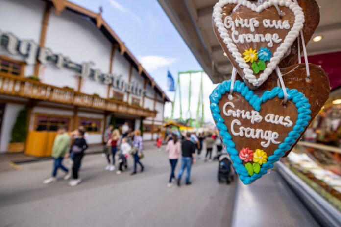 Cranger Kirmes Am Rhein-Herne-Kanal wird laut Organisatoren vieles für Kinder und Familien angeboten. (Archivbild)